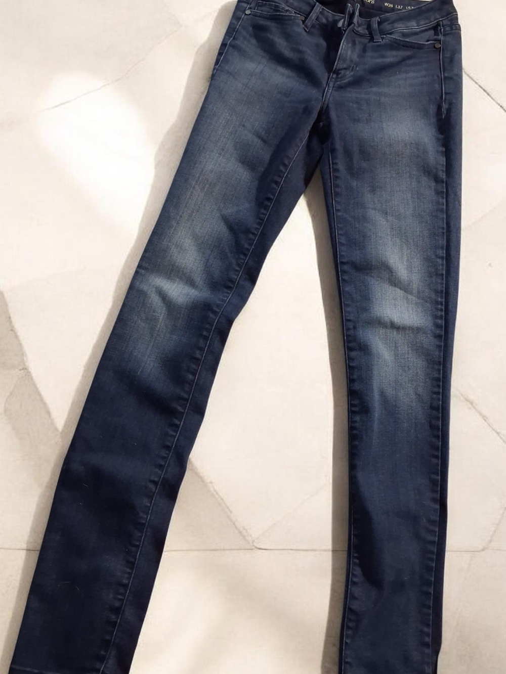 Calvin Klein Women's Ultimate Skinny Jeans